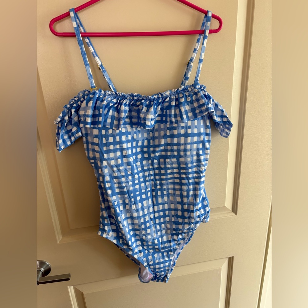Lilly Pulitzer fiesta one piece swim feelin beachy 14. NWT